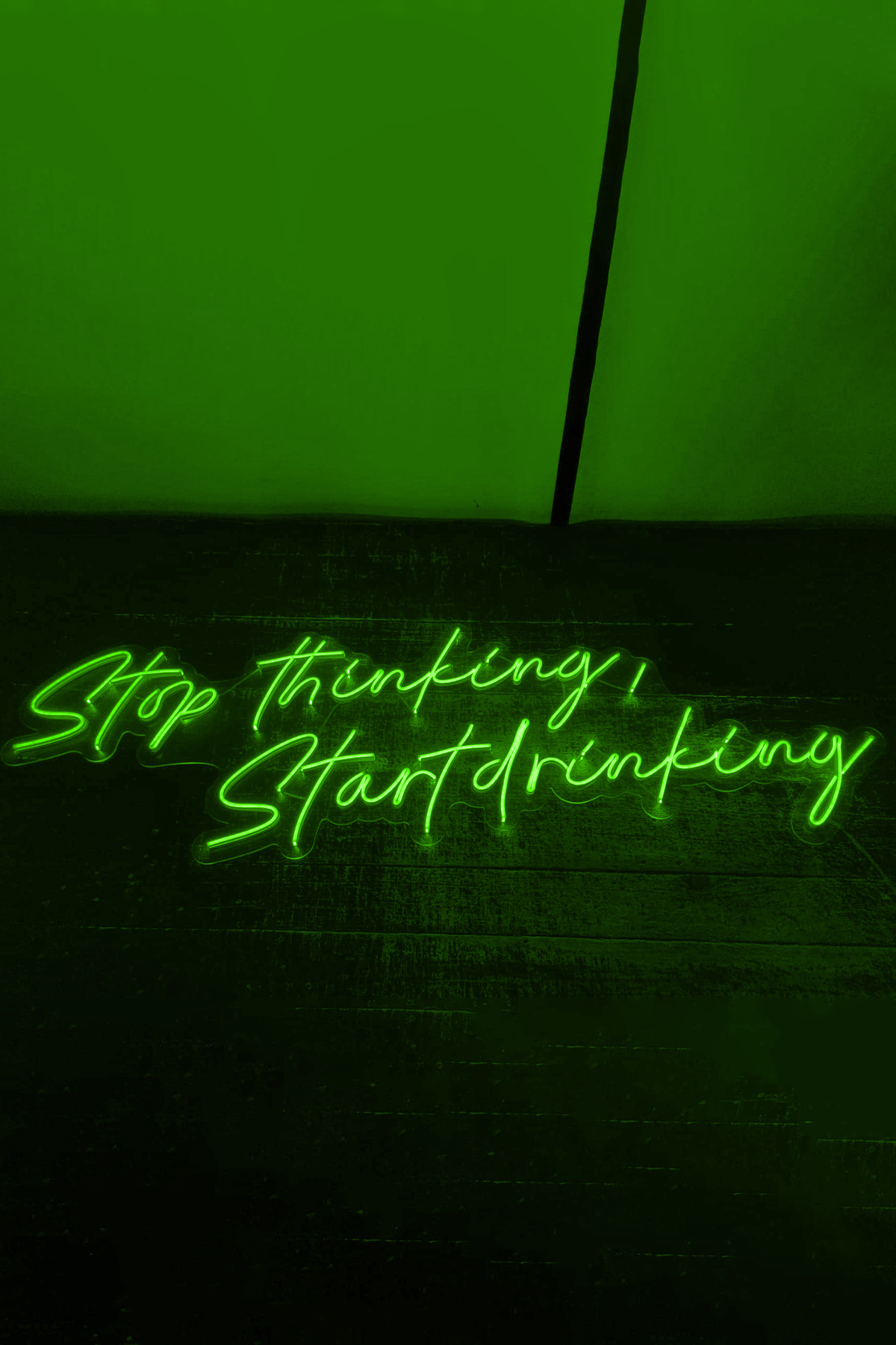 Stop Thinking, Start Drinking Yazılı Neon Led Işıklı Tablo Duvar Dekorasyon Ürünleri